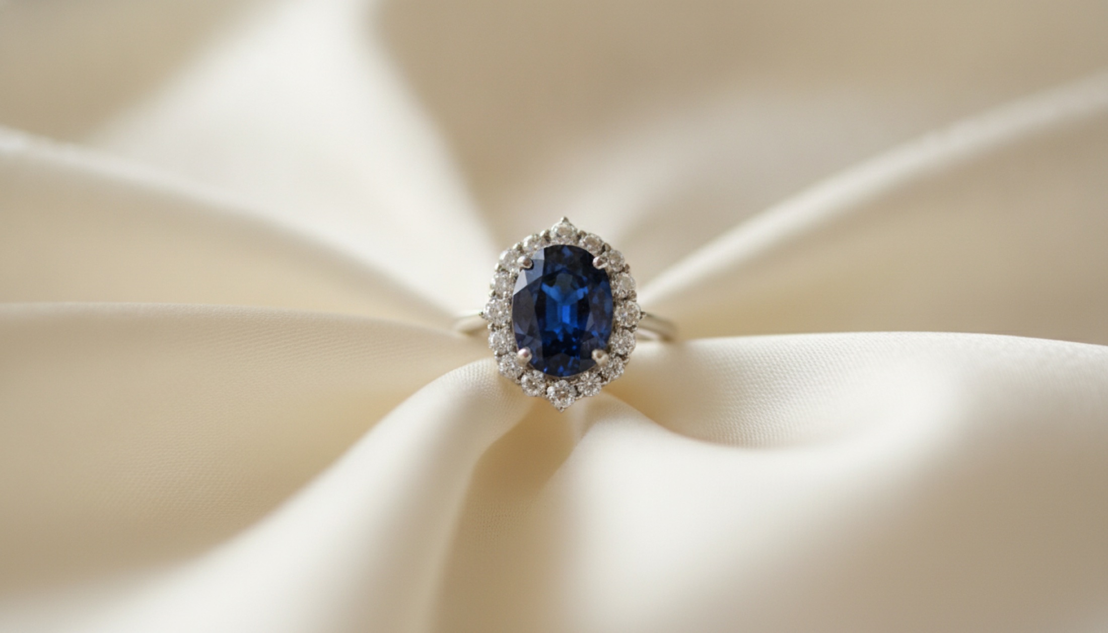 Christie's Cenevre Mayıs 2026 Magnificent Jewels: Chaumet imzalı 22,28 karatlık Kashmir safiri