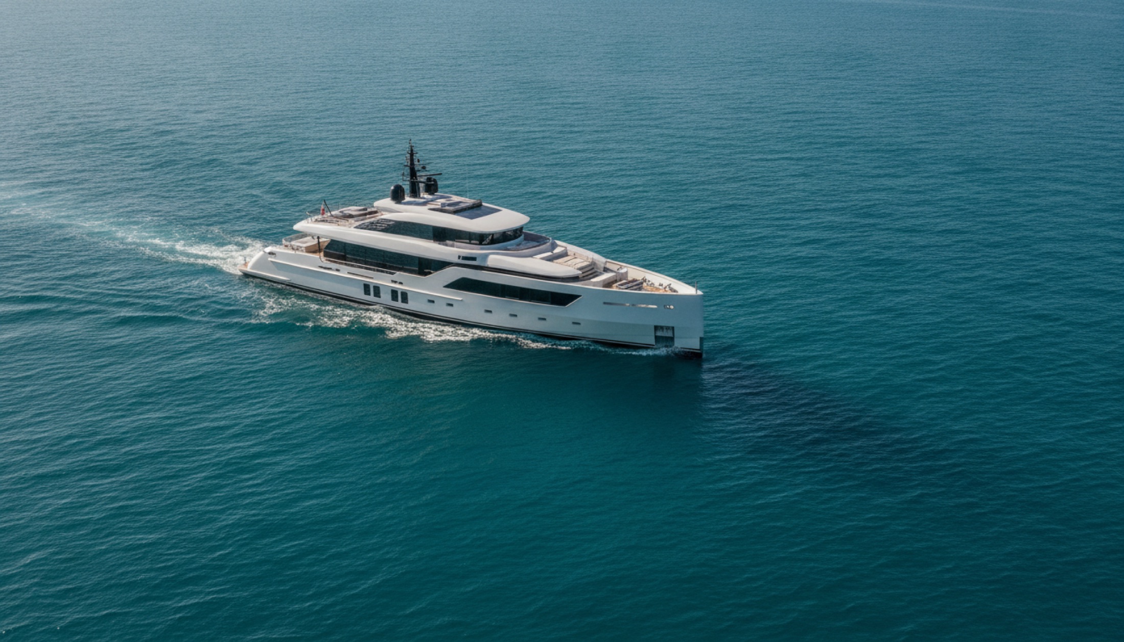 Tankoa T52 Vitruvius Spirit, Akdeniz açıklarında seyirde