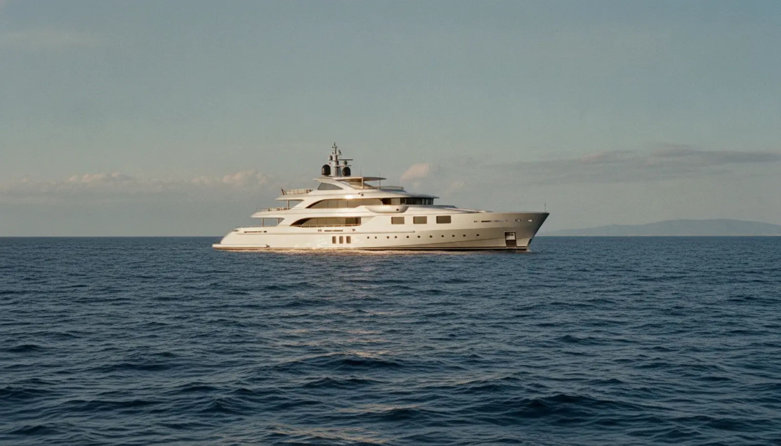 Turquoise Yachts N2H hibrit süperyat, 76,25 metre, Pendik tersanesi 2026